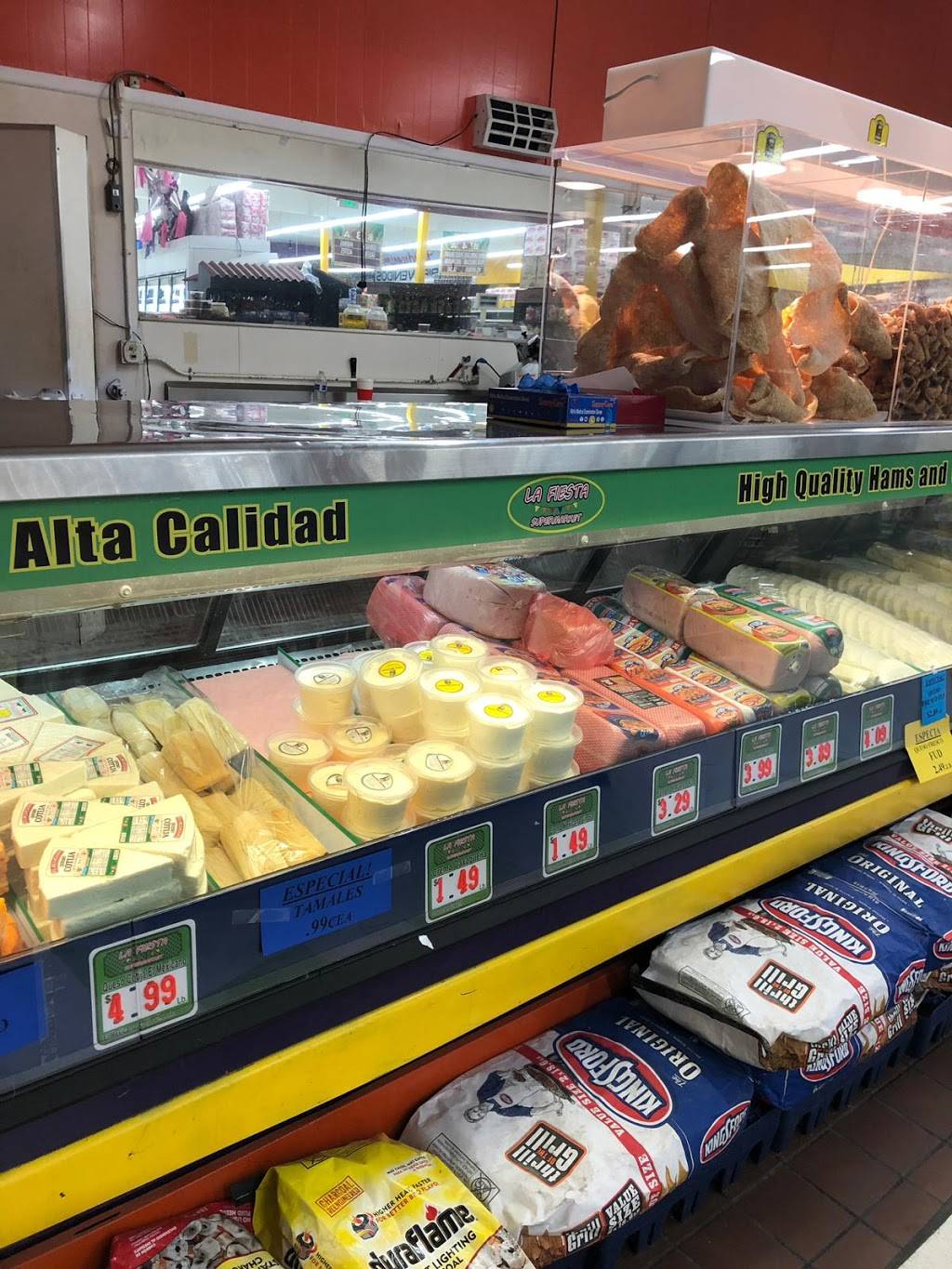 La Fiesta Supermarket | Stockton | restaurant | 1900 S, El Dorado St, Stockton, CA 95206, USA | 2095940304 OR +1 209-594-0304