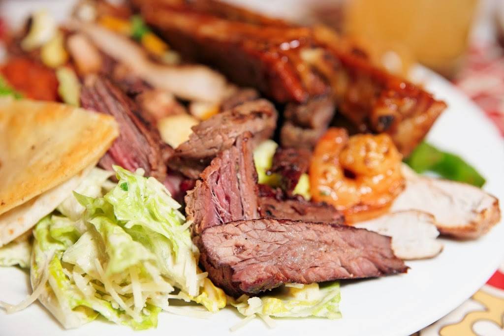 Fiesta Grande Mexican Grill | restaurant | 421 N Baker St, Mt Dora, FL 32757, USA | 3523853540 OR +1 352-385-3540