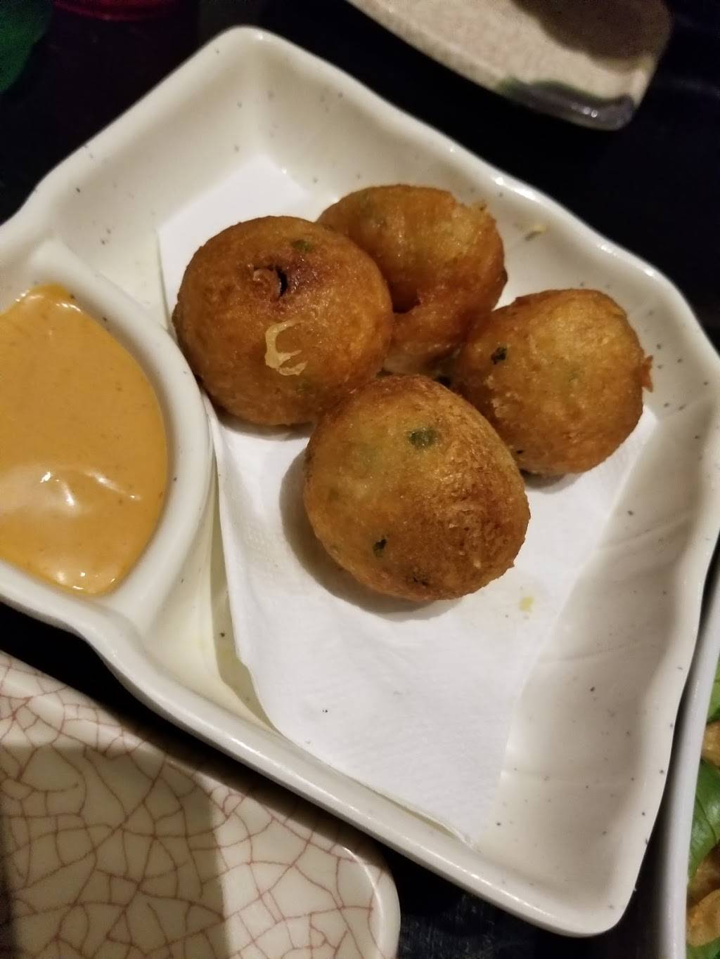 Shimas Sushi - Japanese Restaurant | restaurant | 40W222 La Fox Rd, St. Charles, IL 60175, USA | 6304441790 OR +1 630-444-1790