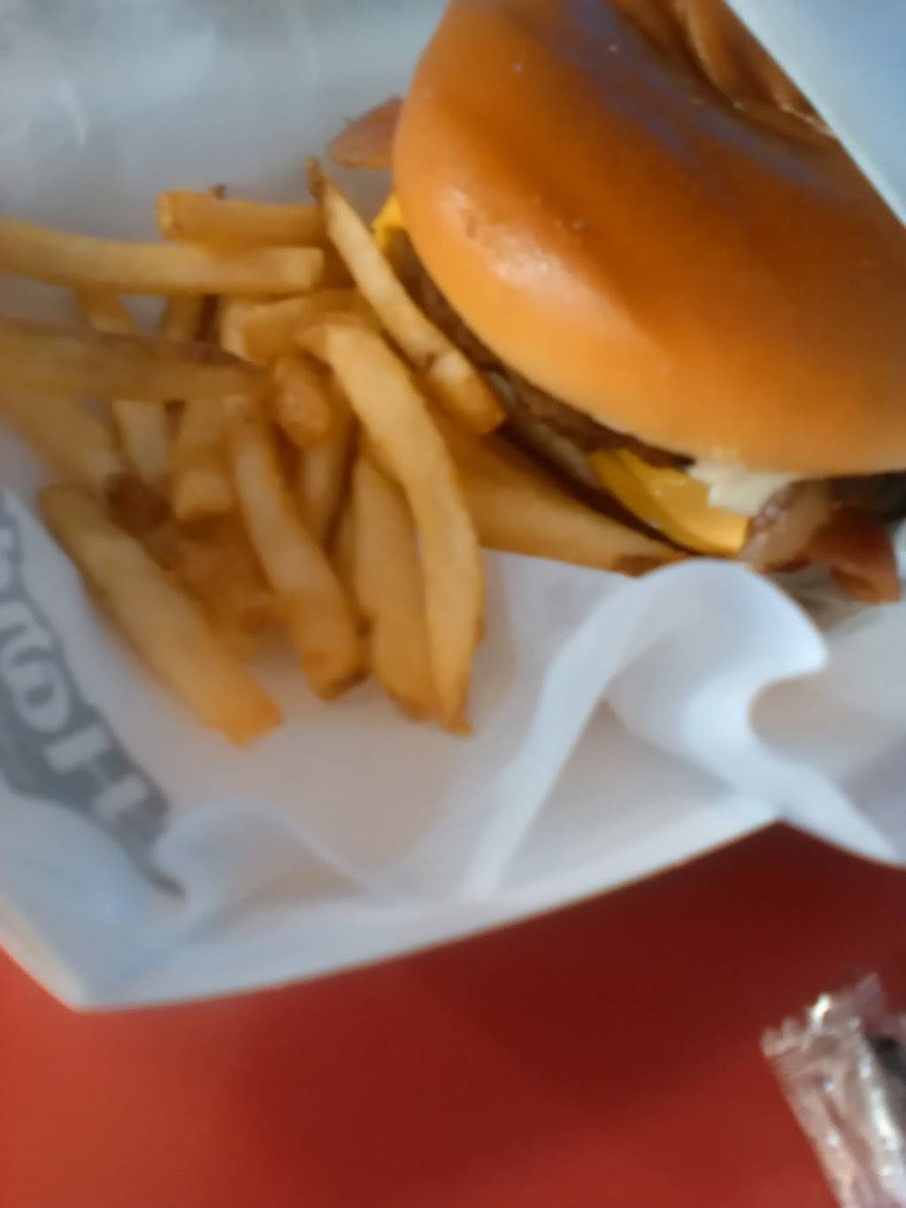 Hardees | restaurant | 842 W Morton Ave, Jacksonville, IL 62650, USA | 2172454932 OR +1 217-245-4932