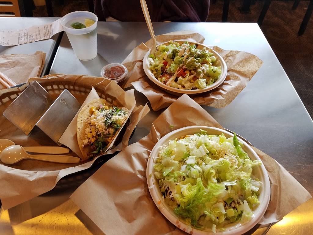 QDOBA Mexican Eats | restaurant | 2252 S Main St Ste 100, Ann Arbor, MI 48103, USA | 7343321489 OR +1 734-332-1489