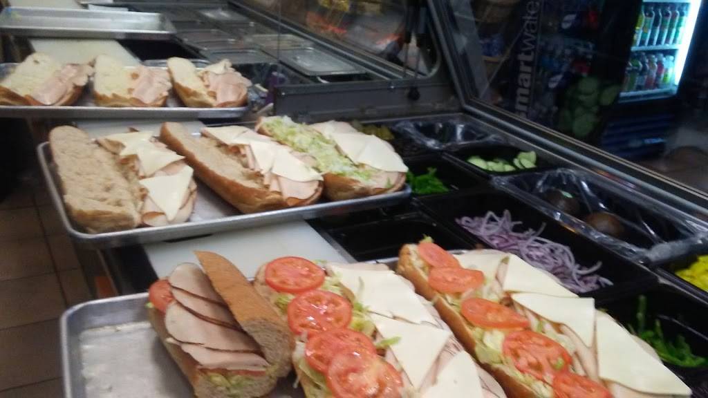 Subway Restaurants | restaurant | 10305 Zelzah Ave, Northridge, CA 91324, USA | 8183603999 OR +1 818-360-3999