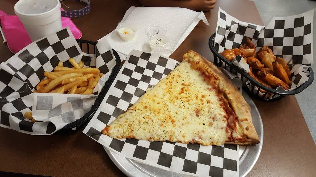Caeserss Pizza & Wings | restaurant | 1125 Roosevelt Ave, York, PA 17404, USA | 7176994647 OR +1 717-699-4647