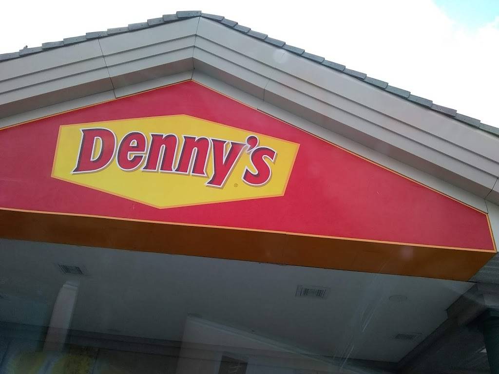 Dennys | restaurant | 1605 East, Saddleback Boulevard, Lake Point, UT 84074, USA | 8015087019 OR +1 801-508-7019