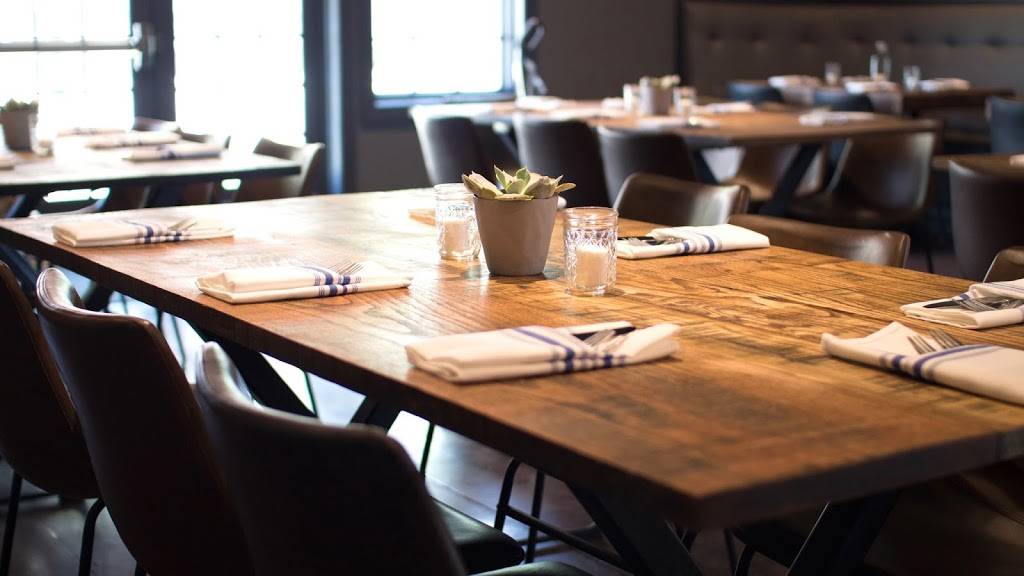 Soulshine Tavern & Kitchen | restaurant | 266 E Main St, New Albany, OH 43054, USA | 6144501298 OR +1 614-450-1298