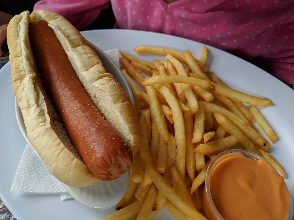 Lighthouse Harbor Grille | restaurant | 7902 CA-1, Moss Landing, CA 95039, USA | 8316333858 OR +1 831-633-3858