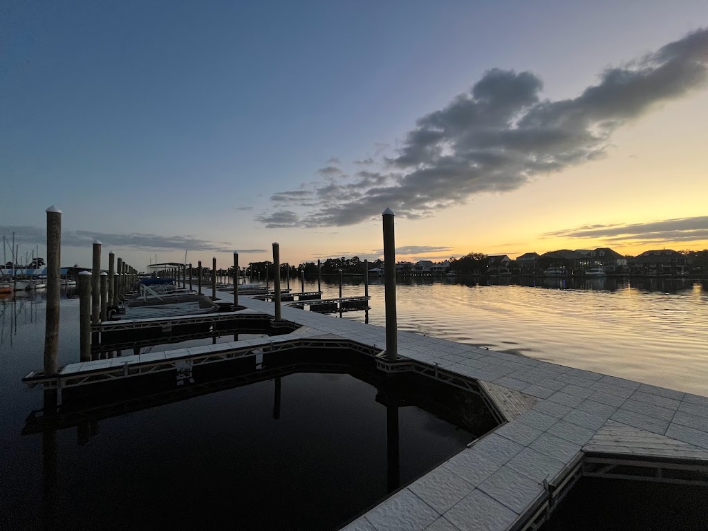 The Blind Tiger Marina del Ray | restaurant | 100 Marina Del Ray Dr, Madisonville, LA 70447, USA | 9852065390 OR +1 985-206-5390