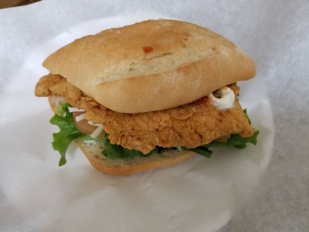 Four C | restaurant | 1758 Lawrence Ave E, Scarborough, ON M1R 2Y1, Canada | 6477483444 OR +1 647-748-3444