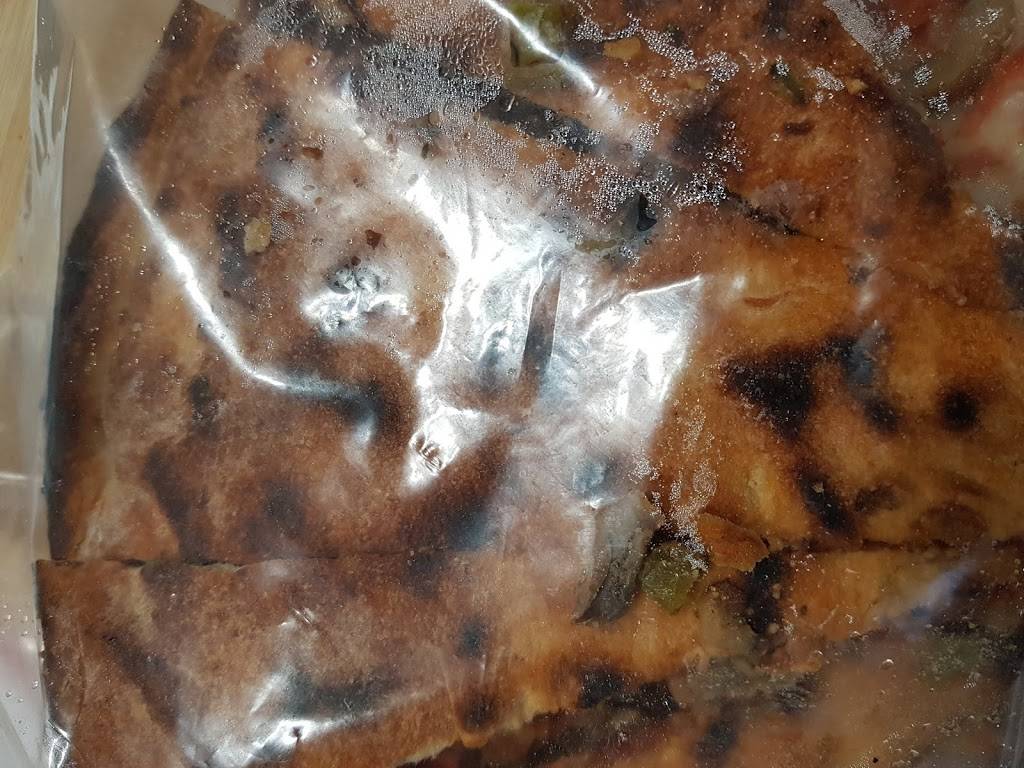 Cheese Wheelz | restaurant | 1294 Lauzon Rd, Windsor, ON N8S 3N1, Canada | 5199455115 OR +1 519-945-5115