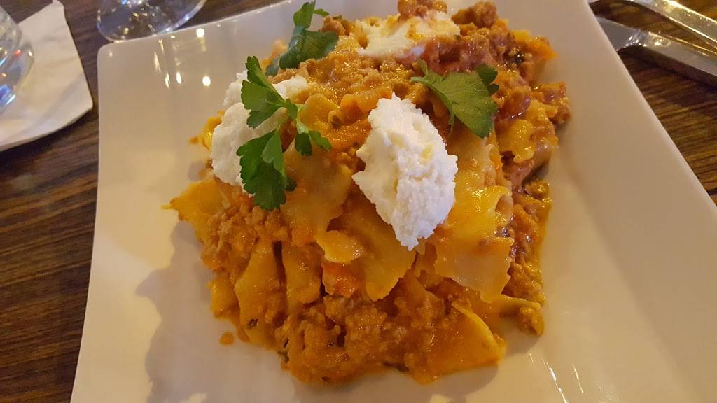 Riot House Bar | restaurant | 8401 Sunset Blvd, West Hollywood, CA 90069, USA | 3237856090 OR +1 323-785-6090