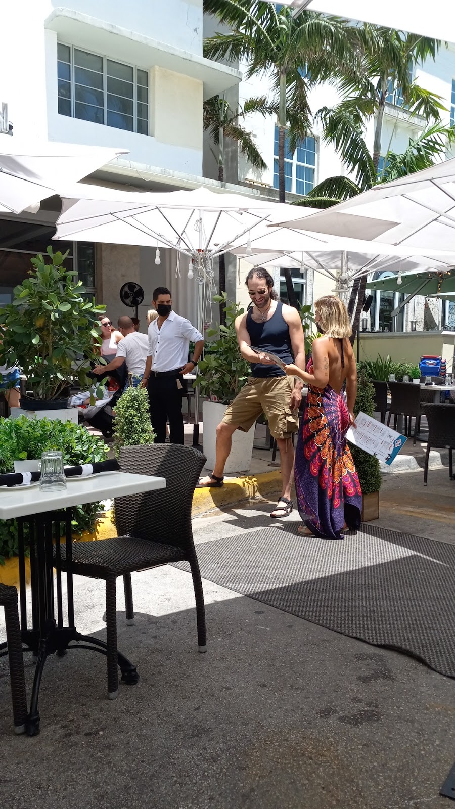 il bolognese | restaurant | 1400 Ocean Dr, Miami Beach, FL 33139, USA | 3054550399 OR +1 305-455-0399