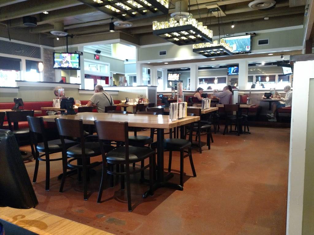 Chilis Grill & Bar | meal takeaway | 88 Gore Rd, Morris, IL 60450, USA | 8159412005 OR +1 815-941-2005