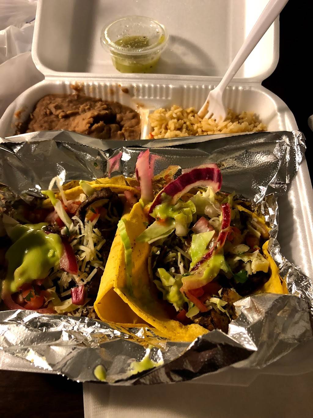 Speedy Street Tacos | restaurant | 25 N 40th St, Phoenix, AZ 85034, USA | 6022310800 OR +1 602-231-0800