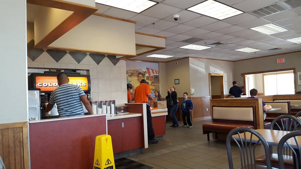 Whataburger | restaurant | 2710 FM407, Highland Village, TX 75077, USA | 9723174697 OR +1 972-317-4697