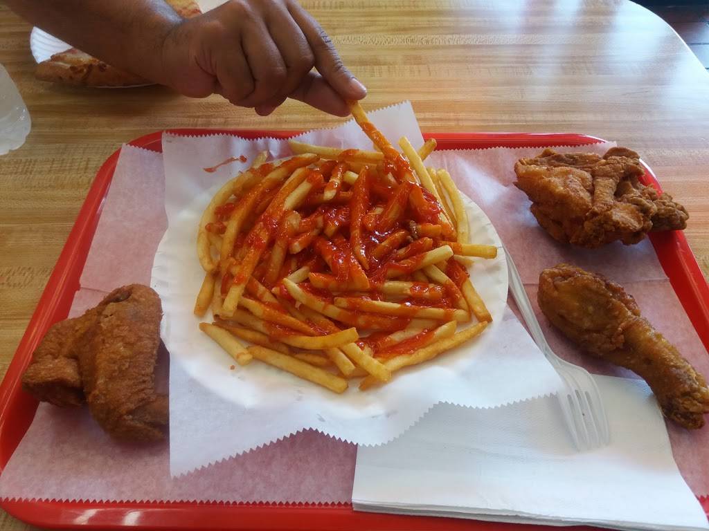 Kennedy Fried Chicken & Pizza | restaurant | 244 Smith St, Perth Amboy, NJ 08861, USA | 7322931311 OR +1 732-293-1311