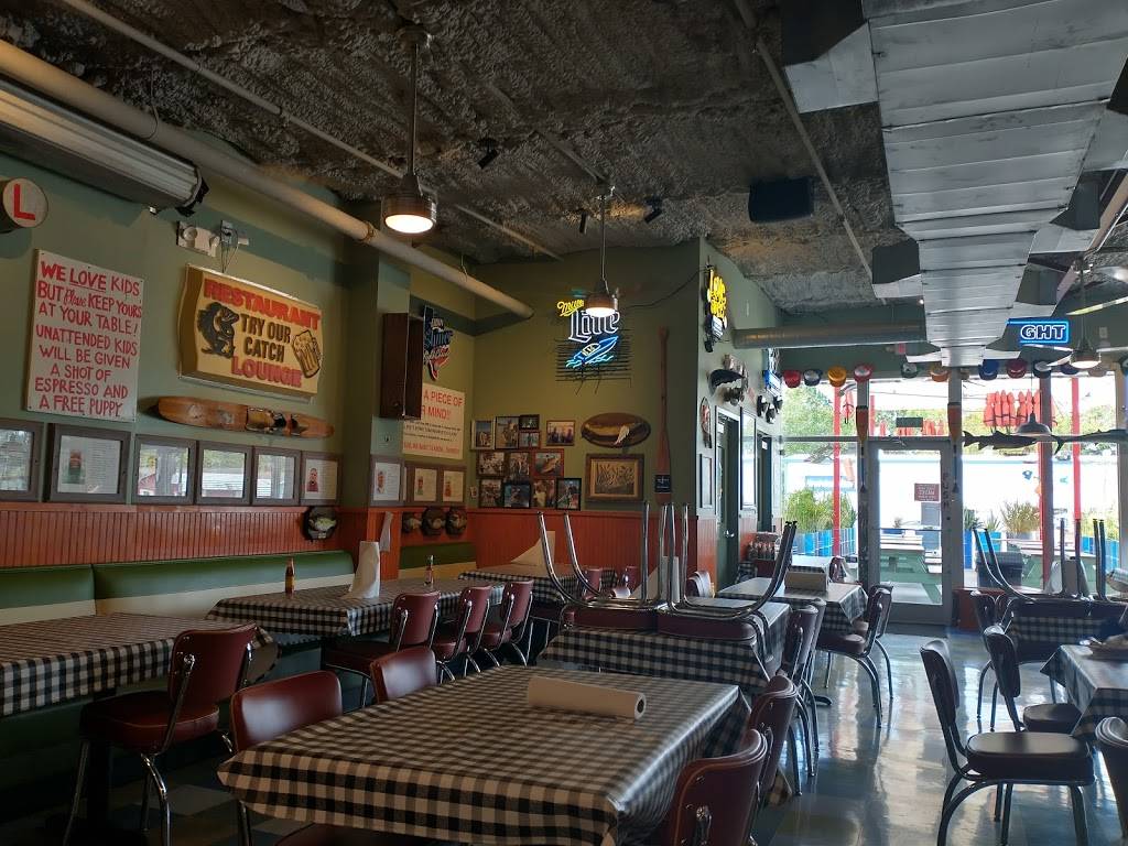 Flying Fish | restaurant | 1815 N Durham Dr, Houston, TX 77008, USA | 7133779919 OR +1 713-377-9919