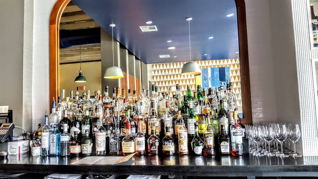 Alice Blue | restaurant | 250 W 19th St, Houston, TX 77008, USA | 7138642050 OR +1 713-864-2050