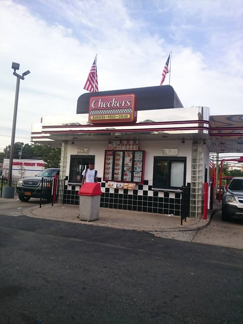 Checkers | restaurant | 2270 Forest Ave, Staten Island, NY 11214, USA | 7188164382 OR +1 718-816-4382