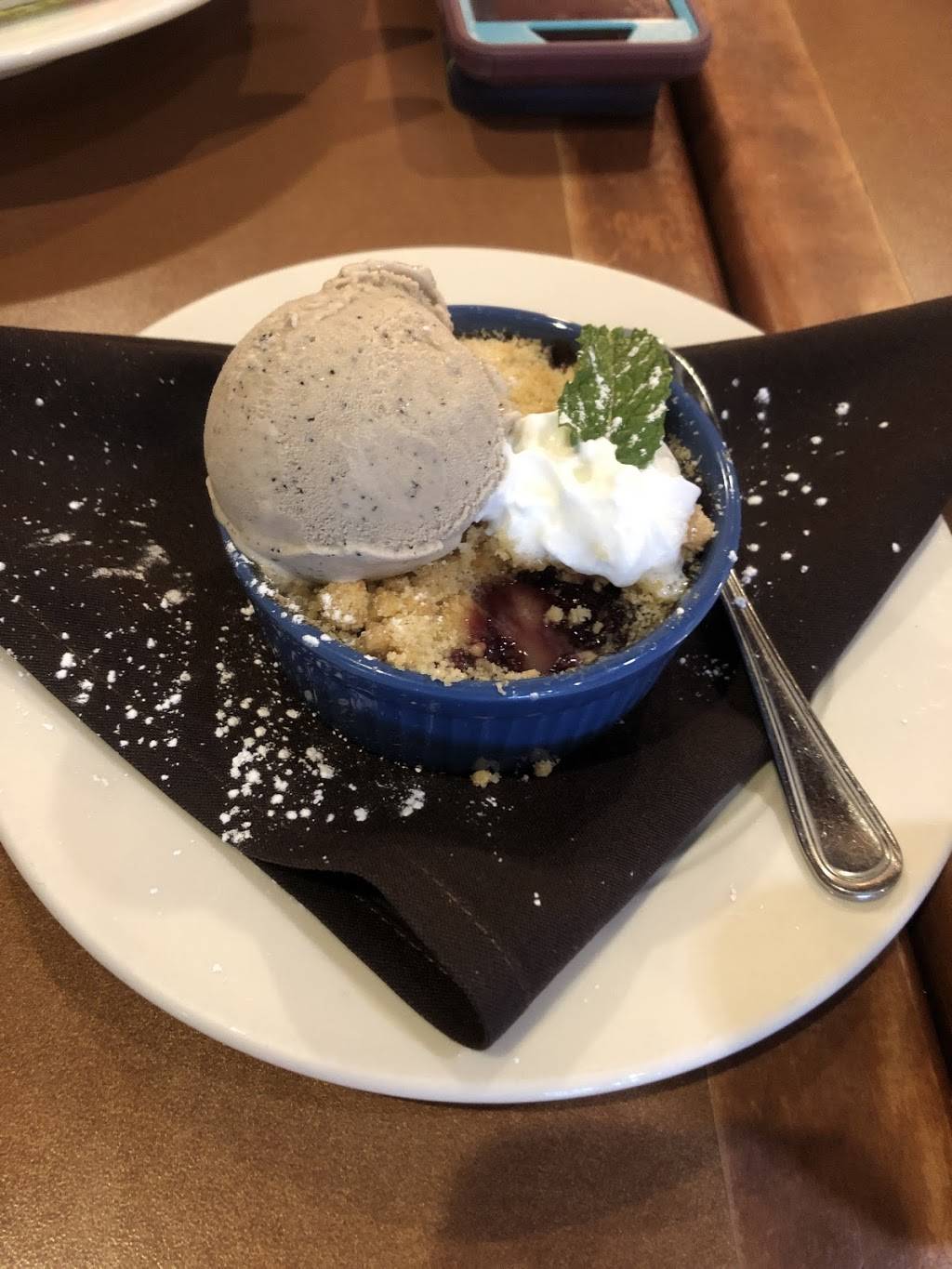 Twigs Cafe at DoubleTree Hotel By Hilton | restaurant | 2001 Point W Way, Sacramento, CA 95815, USA | 9169298855 OR +1 916-929-8855