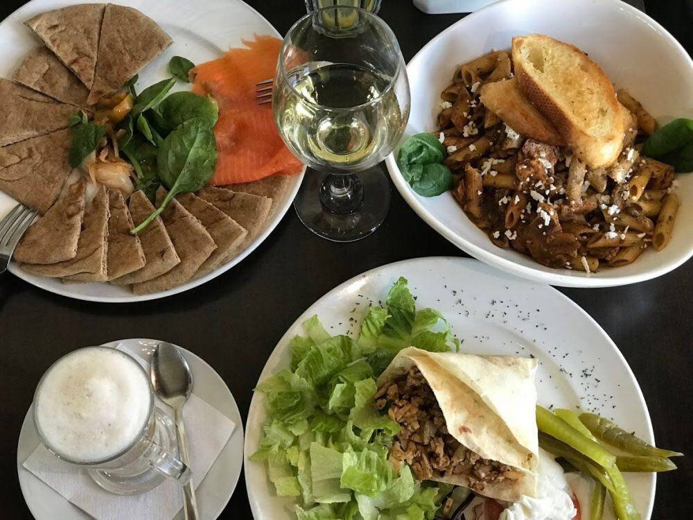 Cafe Mirage Grill & Lounge | restaurant | 26 William Kitchen Rd, Scarborough, ON M1P 5B7, Canada | 4163351177 OR +1 416-335-1177