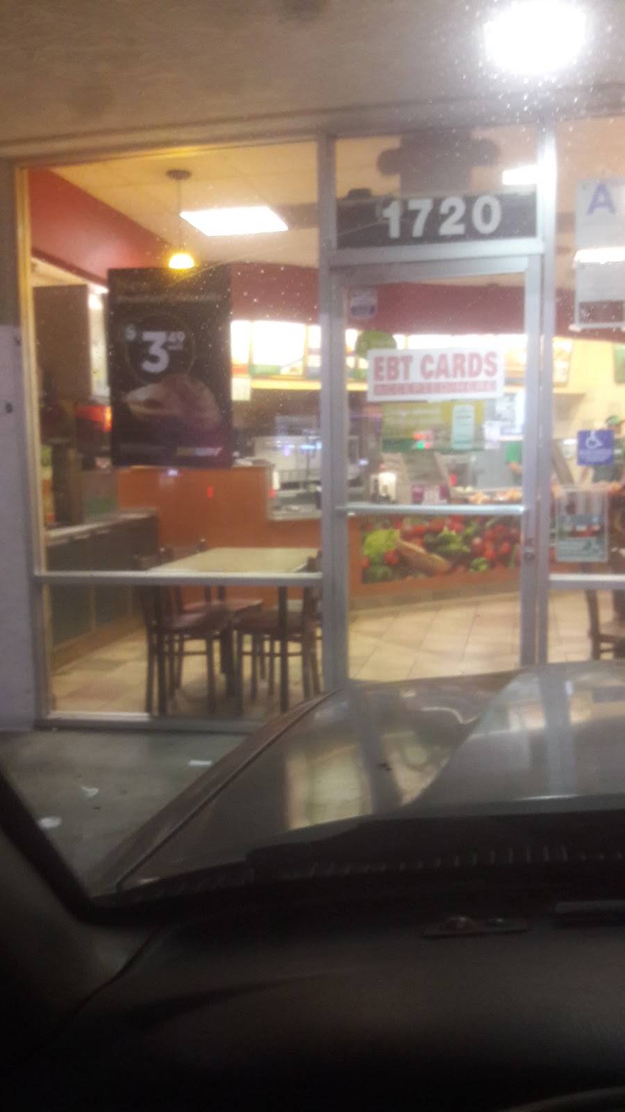 Subway Restaurants | restaurant | 1720 Rosecrans Ave, Compton, CA 90220, USA | 3106392585 OR +1 310-639-2585