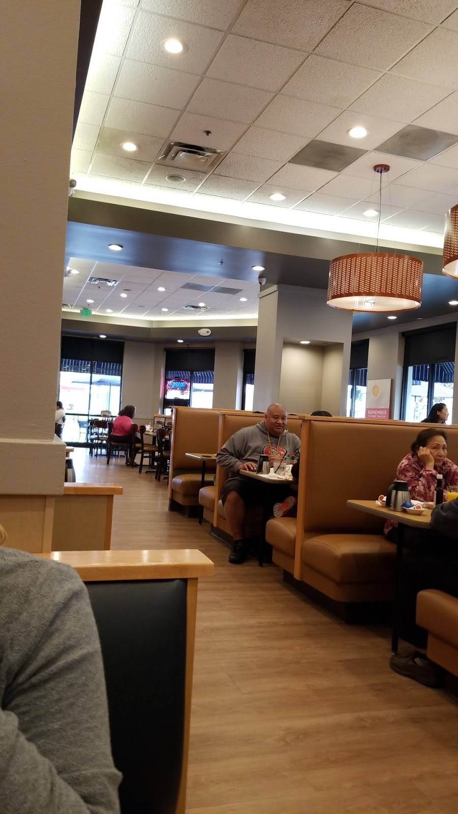 IHOP | restaurant | 21716 S Avalon Blvd, Carson, CA 90745, USA | 3108305872 OR +1 310-830-5872