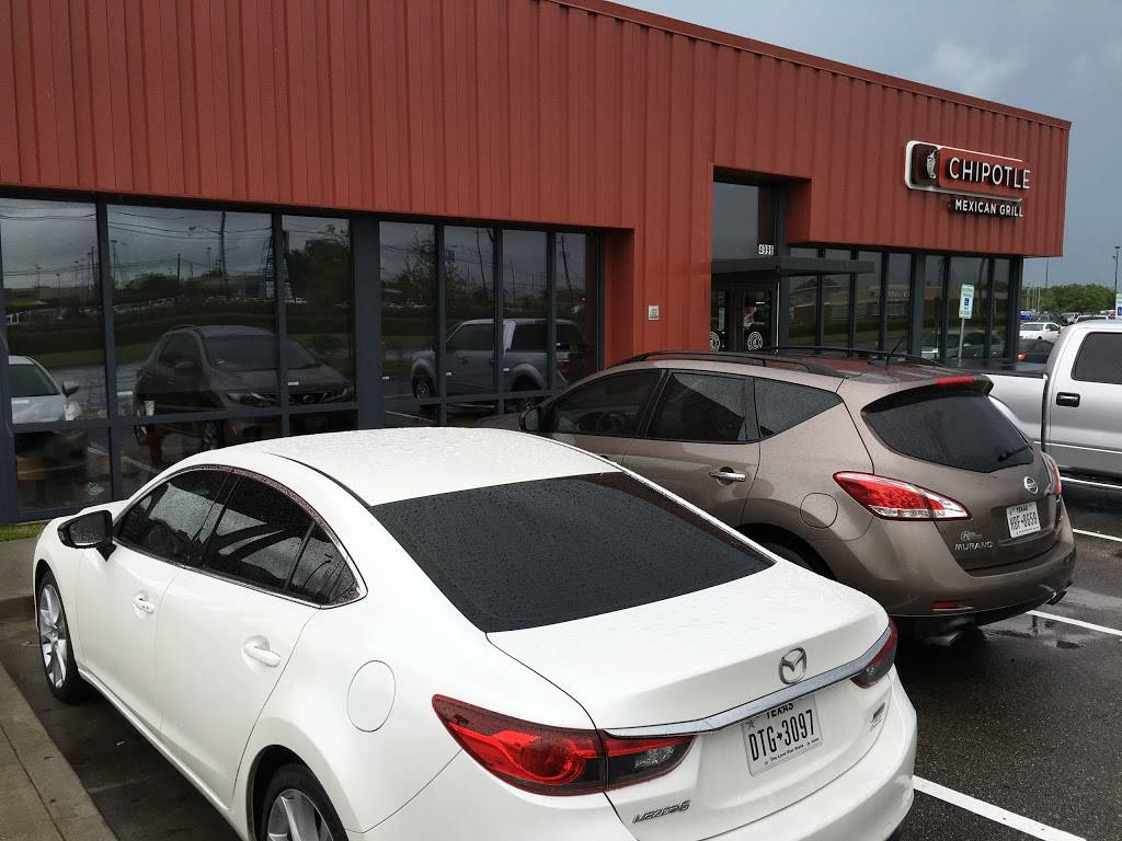 Chipotle Mexican Grill | restaurant | 4996 Garth Rd, Baytown, TX 77521, USA | 2814214071 OR +1 281-421-4071