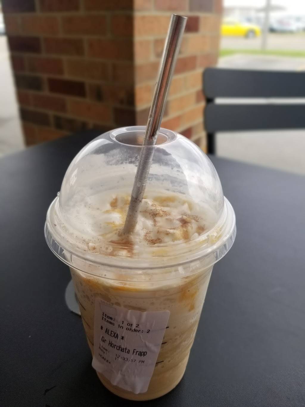 Starbucks | cafe | 1701 S Veterans Pkwy A, Bloomington, IL 61701, USA | 3096634042 OR +1 309-663-4042