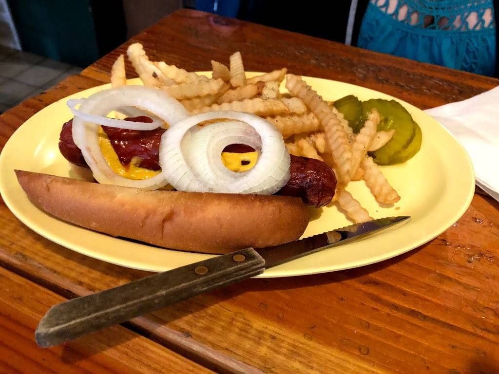 Loris Bar & Grill | restaurant | W8147 Co Rd Y, Oakfield, WI 53065, USA | 9202668024 OR +1 920-266-8024