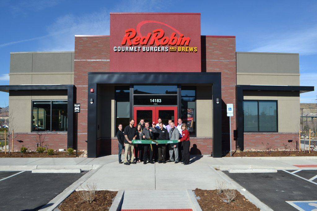 Red Robin Gourmet Burgers and Brews | restaurant | 14183 W Colfax Ave, Lakewood, CO 80401, USA | 7203167364 OR +1 720-316-7364
