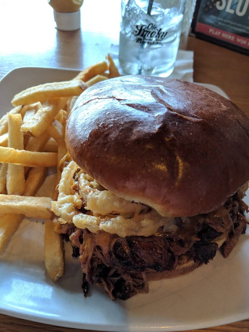 The Still Bar and Grill | restaurant | 326 S Main St, Bartlett, IL 60103, USA | 6308559402 OR +1 630-855-9402