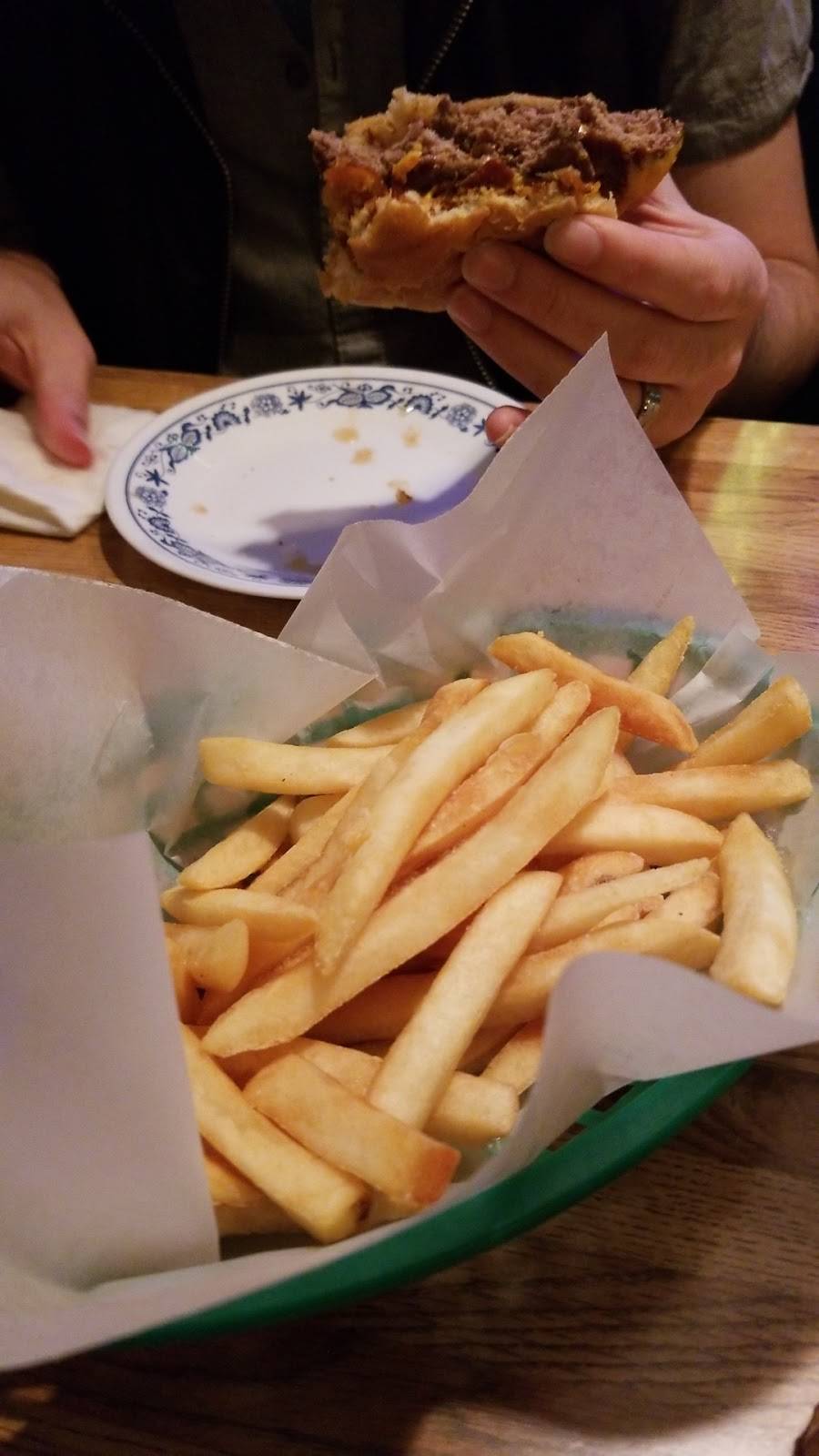 Steves Place | restaurant | 852 Washington St, Burlington, IA 52601, USA | 3197545868 OR +1 319-754-5868