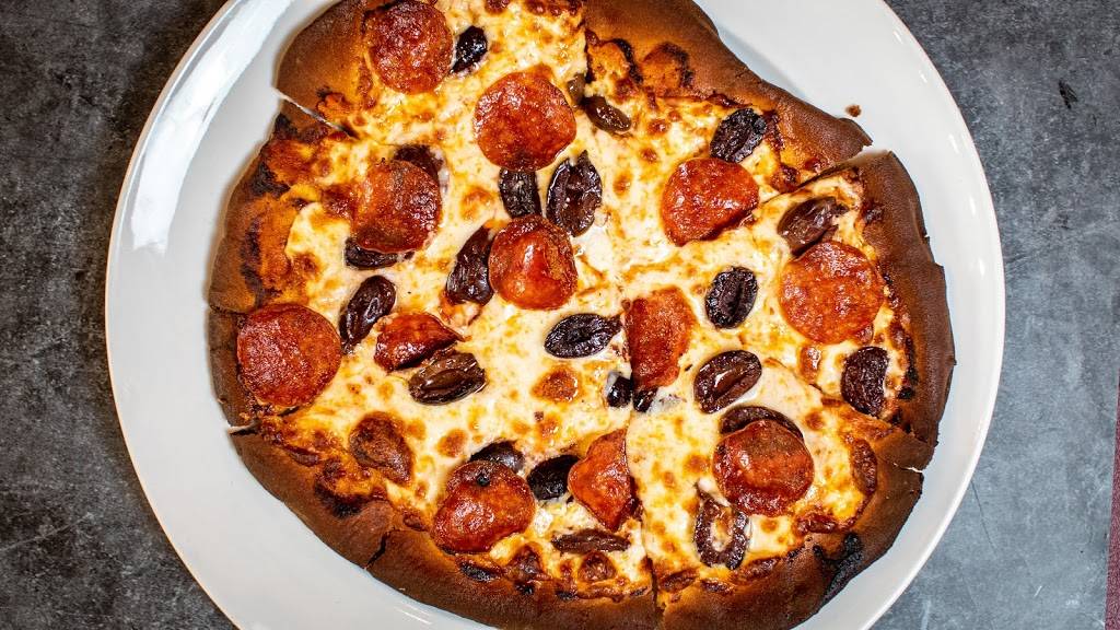 The Broadway Deli & Lounge | restaurant | 316 SW Washington St, Peoria, IL 61602, USA | 3094319708 OR +1 309-431-9708