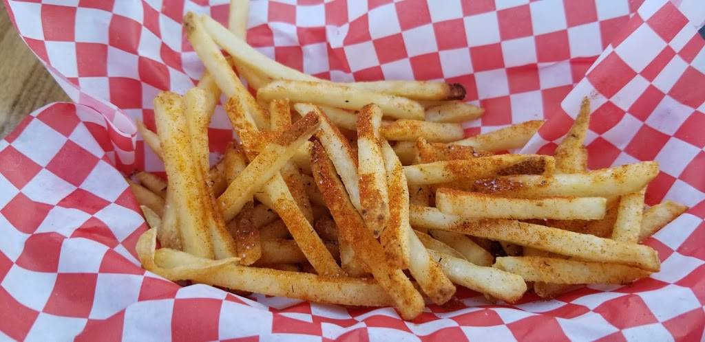 The Crab Pot Restaurant and Bar | restaurant | 215 N Marina Dr, Long Beach, CA 90803, USA | 5624300272 OR +1 562-430-0272