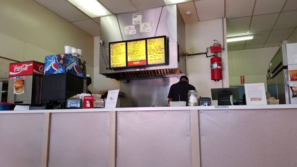 Southeast Carry Out | meal takeaway | 1520 Oliver, Wichita, KS 67218, USA | 3166826002 OR +1 316-682-6002