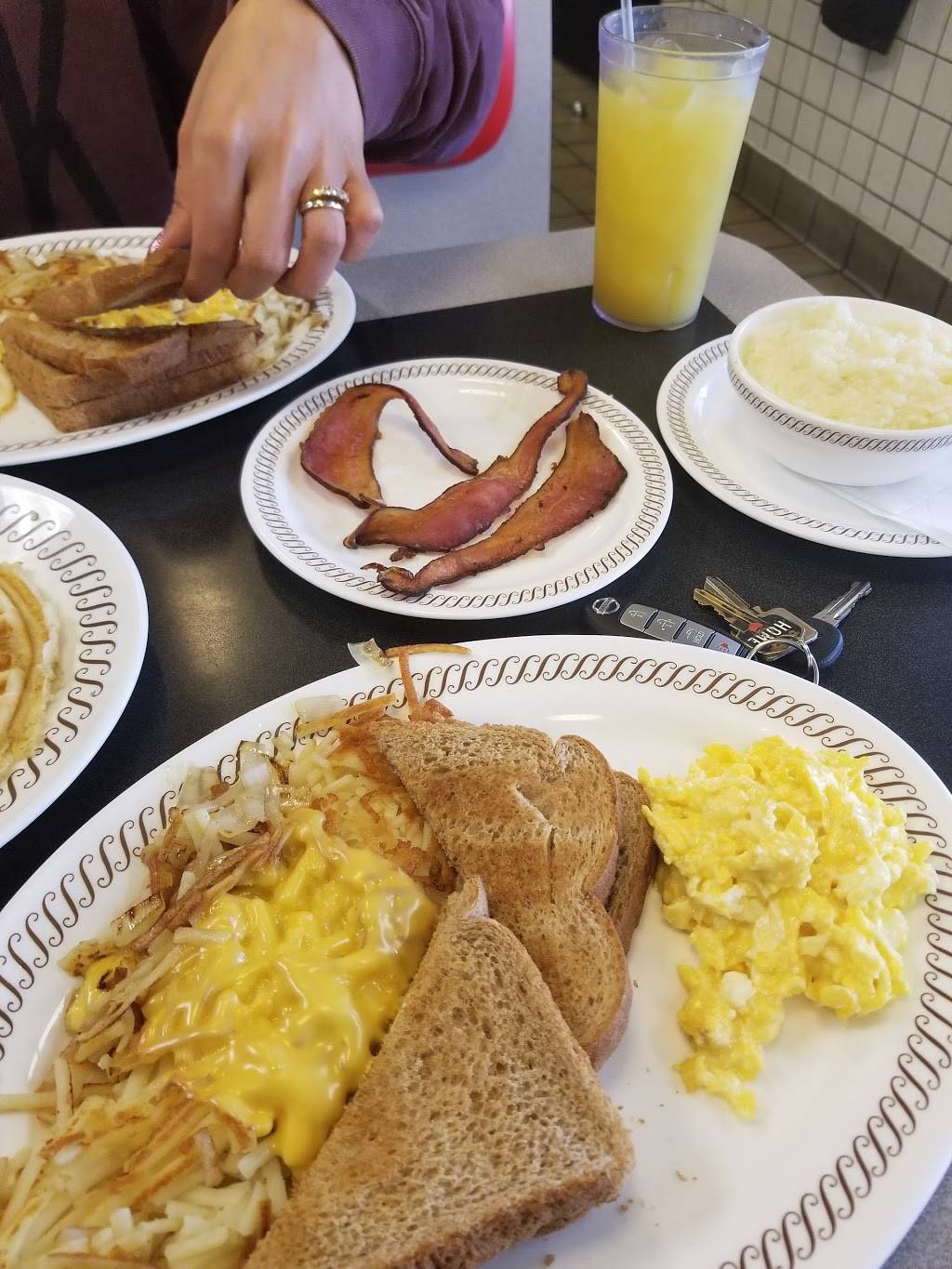 Waffle House | meal takeaway | 3154 Telegraph Rd, St. Louis, MO 63125, USA | 3144870212 OR +1 314-487-0212