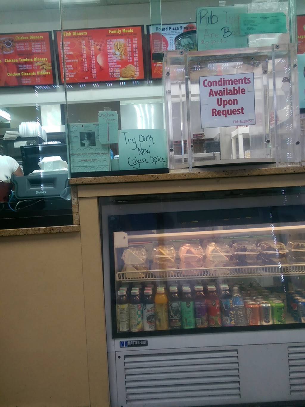 Mojos Fish Express | restaurant | 18509 Grand River Ave, Detroit, MI 48223, USA | 3132703000 OR +1 313-270-3000