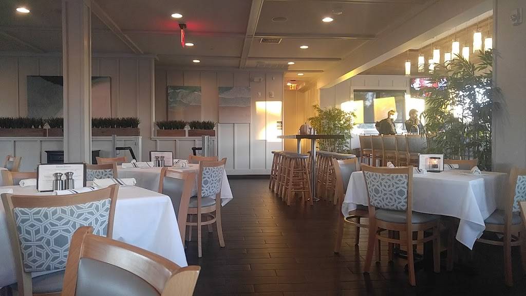 Half Moon Point Tavern & Grill | restaurant | 4916, 2154 Bridge Ave, Point Pleasant, NJ 08742, USA | 7324756535 OR +1 732-475-6535