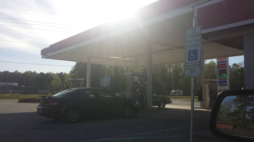 Exxon | restaurant | 3990 US-70, New Bern, NC 28560, USA | 2526334558 OR +1 252-633-4558