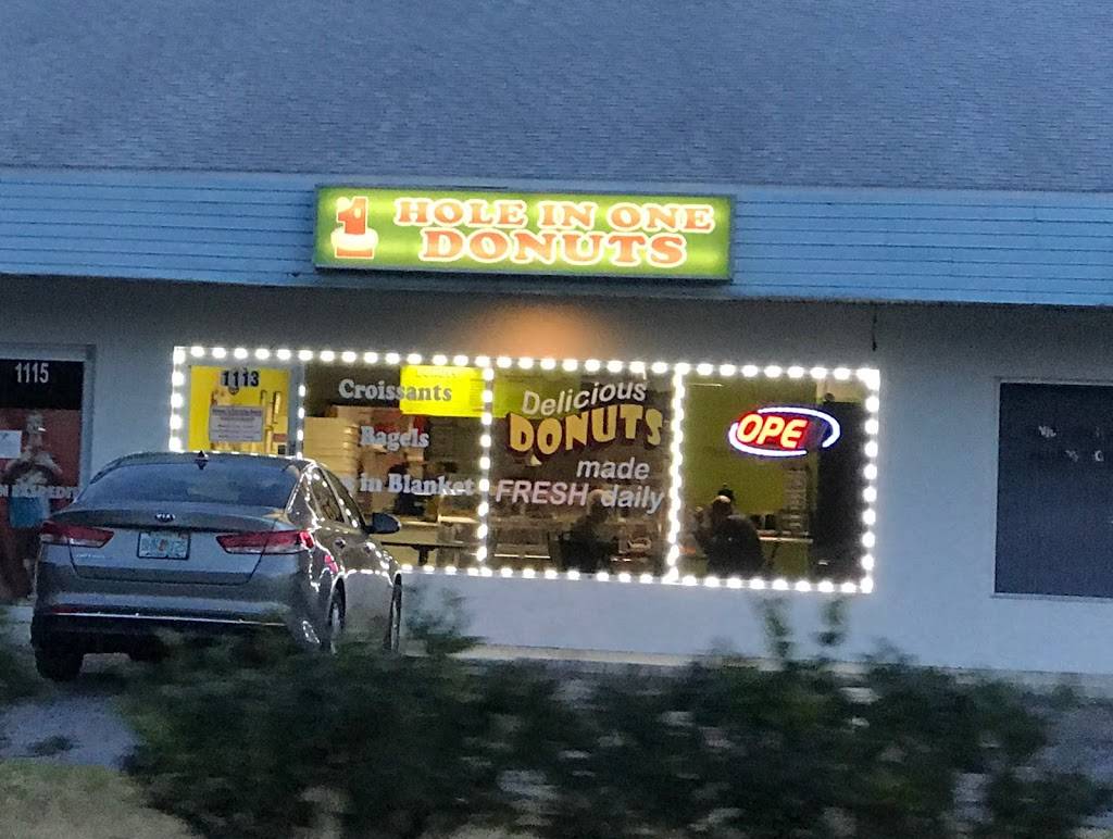Hole in One Donuts | restaurant | 1113 W Dr Martin Luther King Jr Blvd, Seffner, FL 33584, USA | 8136624560 OR +1 813-662-4560
