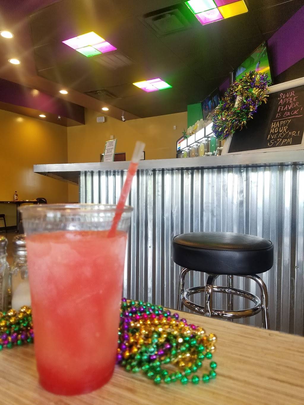 LaRouxs Creole Cafe and Daiquiri Bar | restaurant | 2001 SE Green Oaks Blvd, Arlington, TX 76018, USA | 6824100009 OR +1 682-410-0009