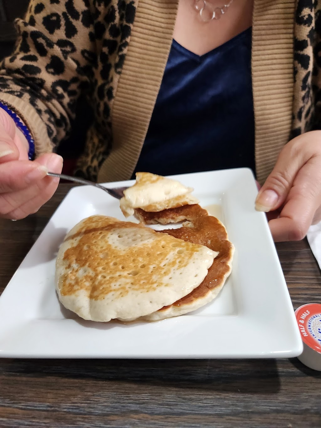 Marys Cafe | cafe | 100 Front St, Milton, WI 53563, USA | 6085800217 OR +1 608-580-0217