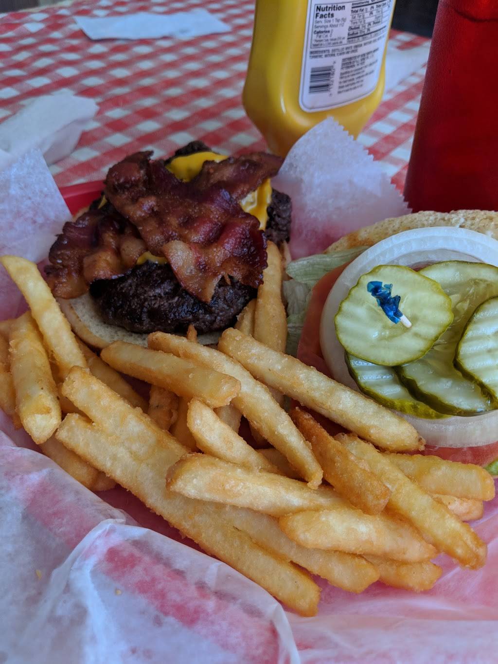 The Biscuit Barn | restaurant | 3297 S Suncoast Blvd, Homosassa, FL 34448, USA | 3527654727 OR +1 352-765-4727