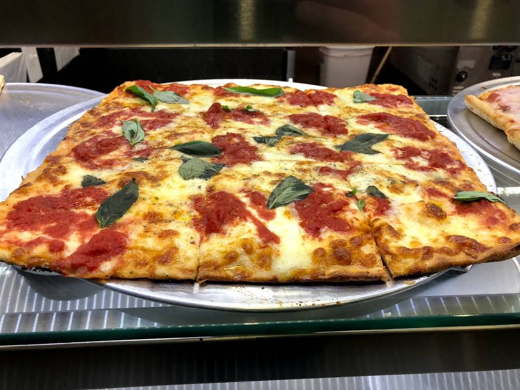 Enzos Pizza & Pasta | restaurant | 246 Eagleview Blvd, Exton, PA 19341, USA | 6103632500 OR +1 610-363-2500