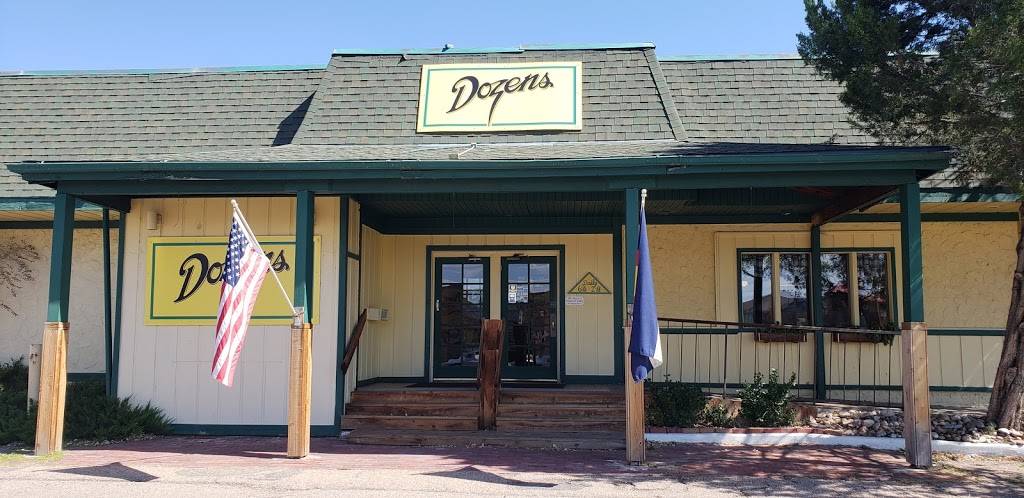Dozens Restaurant | restaurant | 2180 S Havana St, Aurora, CO 80014, USA | 3033376627 OR +1 303-337-6627