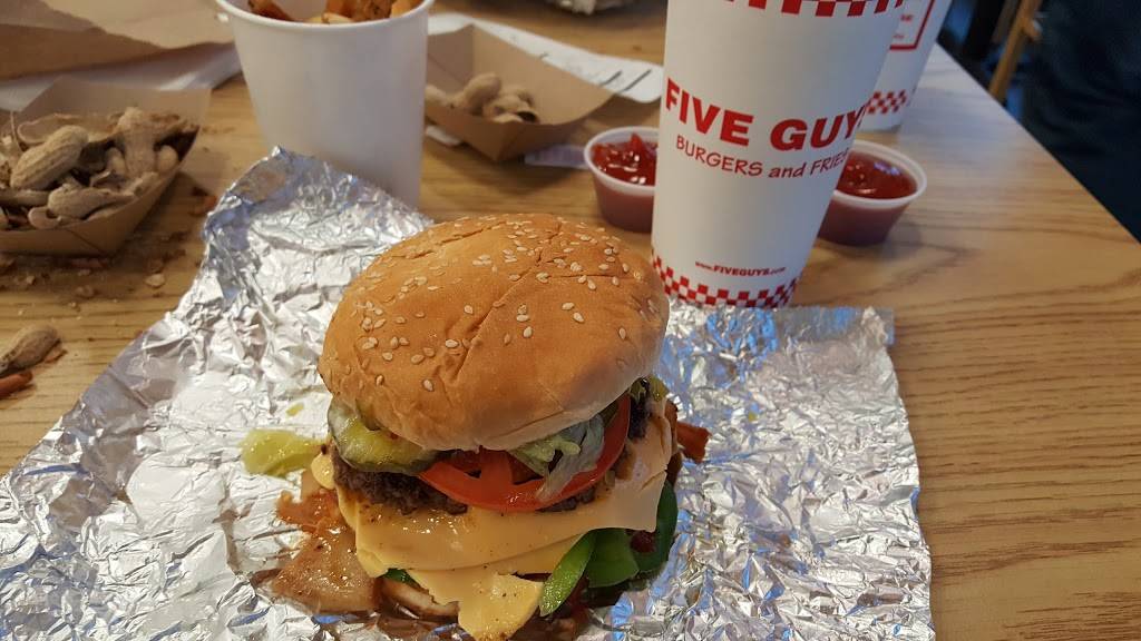 Five Guys | meal takeaway | 845 W Main St, Branford, CT 06405, USA | 2032084167 OR +1 203-208-4167