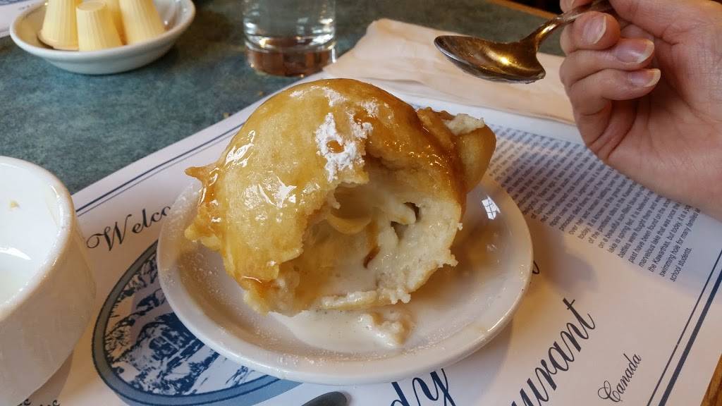 Cody Inn Restaurant | restaurant | 1953 Lakehurst Rd, Buckhorn, ON K0L 1J0, Canada | 7056578812 OR +1 705-657-8812