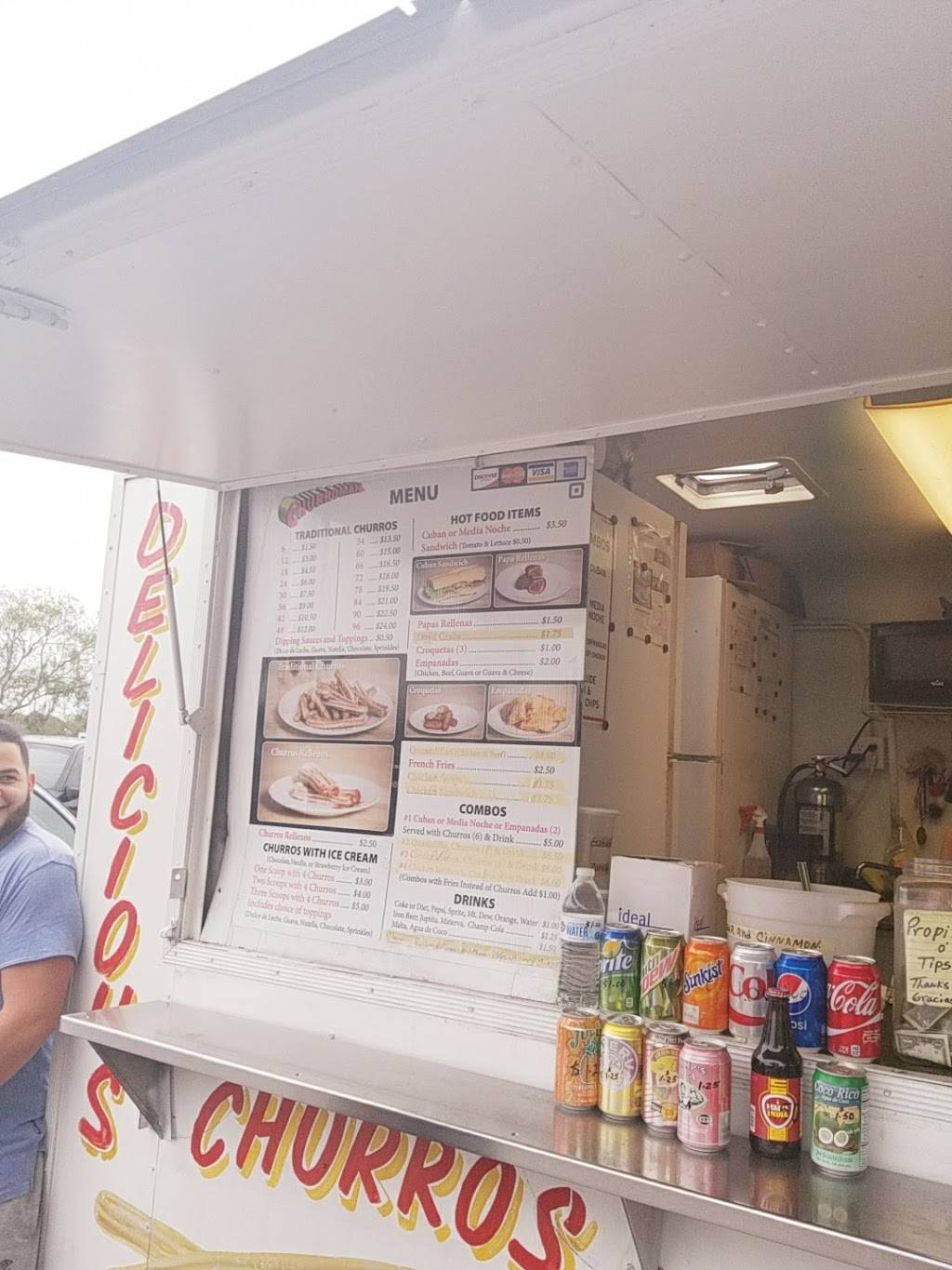 El Jibarito Food Truck | restaurant | 7011 W Waters Ave, Tampa, FL 33634, USA | 8135732327 OR +1 813-573-2327