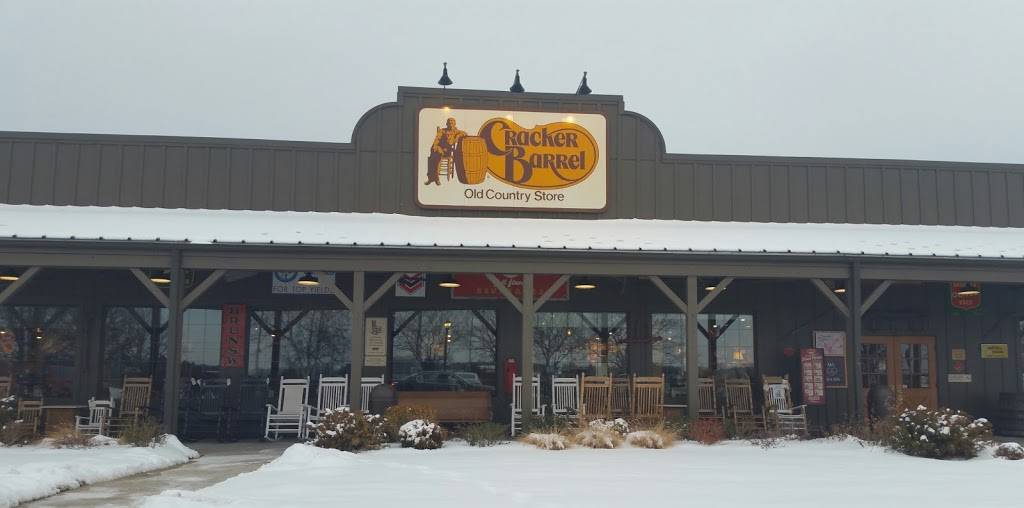 Cracker Barrel Old Country Store | restaurant | 5706 Northridge Dr, Gurnee, IL 60031, USA | 8472441512 OR +1 847-244-1512
