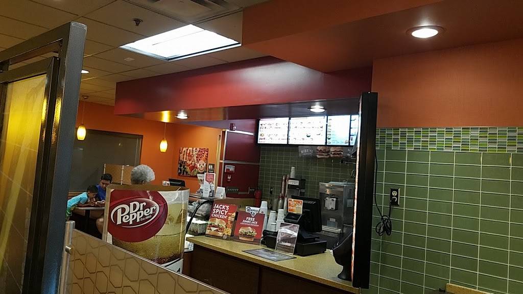 Jack in the Box | restaurant | 248 Huntington Dr, Monrovia, CA 91016, USA | 6263578302 OR +1 626-357-8302